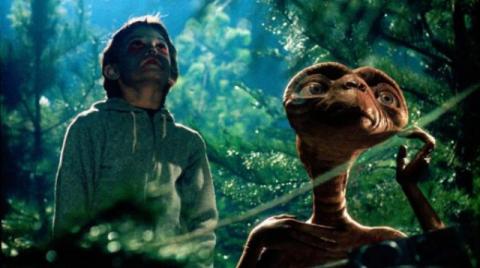 et the extra terrestrial 1982 full movie free download